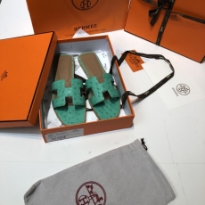 Hermes Slippers